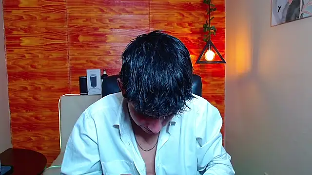 Bastiaan 28 online show from January 20, 2025, 2:03 pm