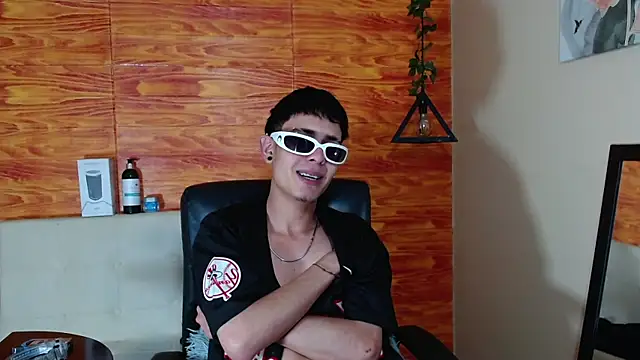 Bastiaan 28 online show from February 12, 2025, 9:20 am