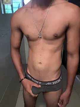 Snapshot of freecallboi chatting on May 3, 2026, 6:30 am freecallboi online show from May 3, 2026, 6:30 am