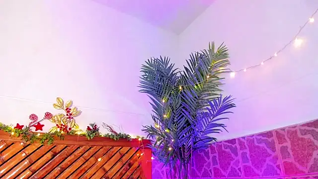 kimberly Gonzalez1 online show from December 18, 2024, 6:43 am