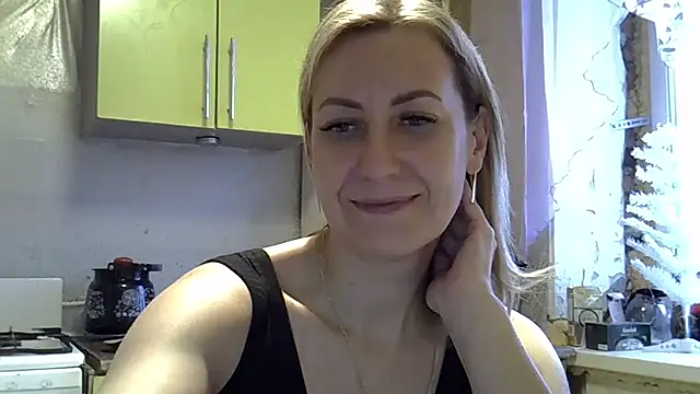 AshleyXHoney online show from December 23, 2024, 9:38 am