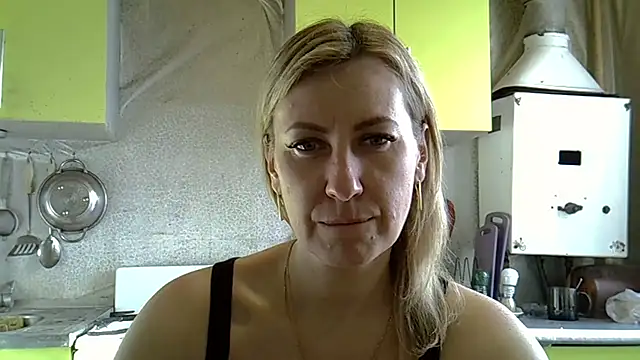 AshleyXHoney online show from March 18, 2025, 5:52 am