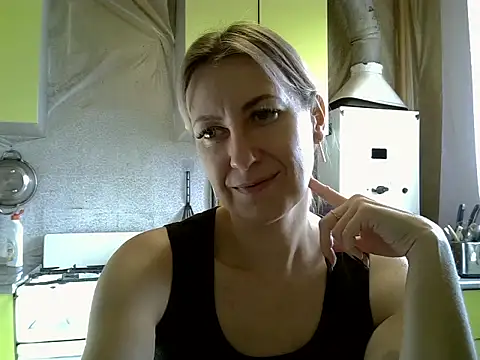 AshleyXHoney online show from September 17, 2025, 5:53 am