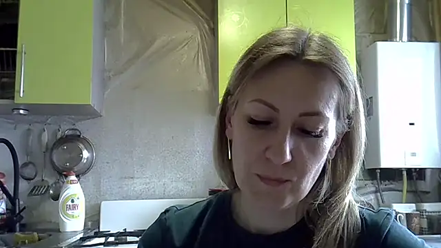 AshleyXHoney online show from March 27, 2026, 8:37 am