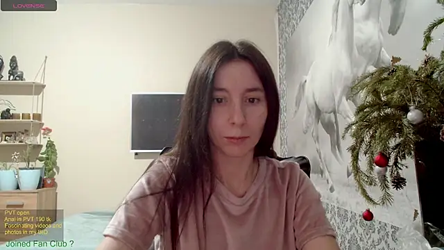 Wowpornoo online show from December 31, 2024, 4:46 pm