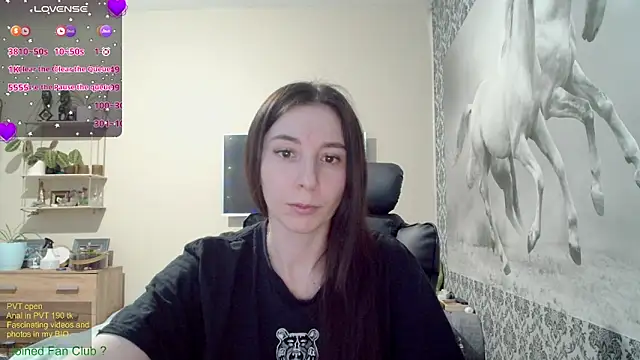 Wowpornoo online show from January 25, 2025, 1:52 pm