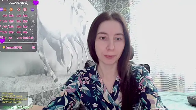 Wowpornoo online show from February 15, 2025, 9:27 am