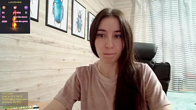 Wowpornoo online show from March 5, 2025, 2:23 pm