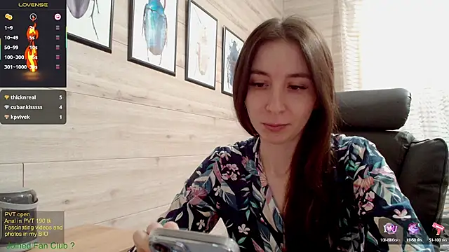 Wowpornoo online show from March 19, 2025, 11:39 am