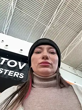 Snapshot of MooonReal chatting on March 14, 2025, 3:15 am MooonReal online show from March 14, 2025, 3:15 am