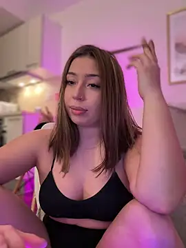 KimArts online show from January 23, 2025, 8:13 pm