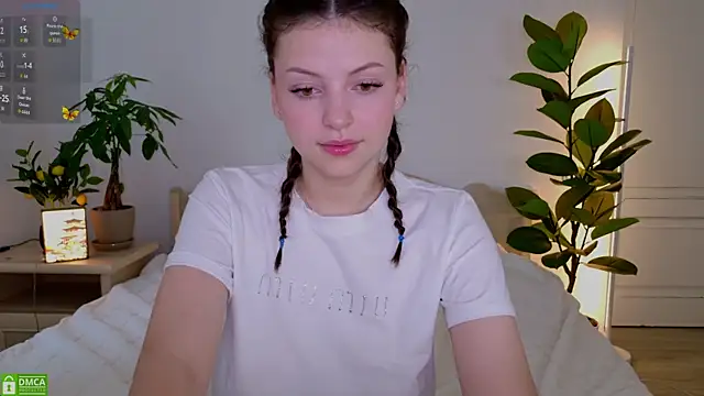 pusichka online show from October 5, 2025, 7:07 am