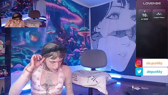 charlotbelucci  online show from March 6, 2025, 11:14 am