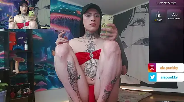 charlotbelucci  online show from March 10, 2025, 4:25 pm