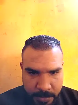 ListedLoin online show from January 31, 2025, 8:01 am