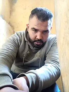 ListedLoin online show from February 5, 2025, 12:17 pm