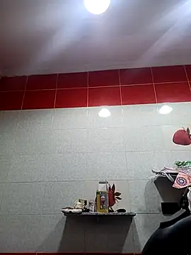 ListedLoin online show from February 26, 2025, 6:43 pm