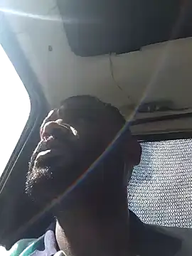 ListedLoin online show from October 8, 2025, 8:23 am