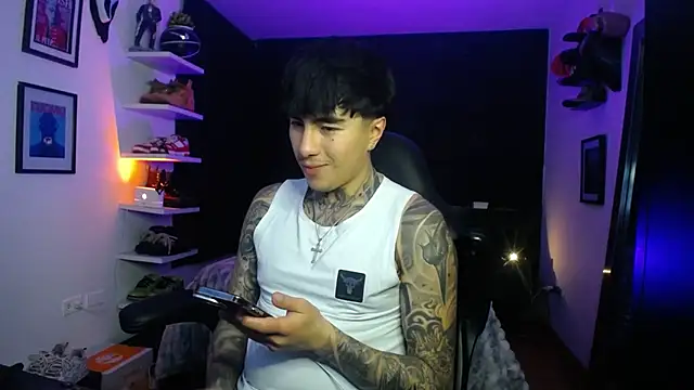 jung dragon online show from November 11, 2025, 4:56 am