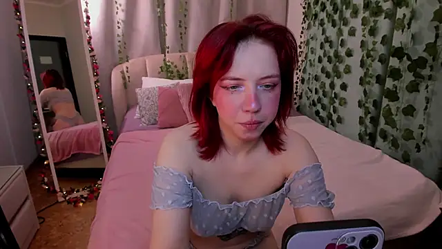 Love is Lola online show from December 15, 2025, 12:15 am