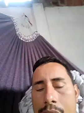 Snapshot of luissilva0071 chatting on February 25, 2025, 1:06 pm luissilva0071 online show from February 25, 2025, 1:06 pm