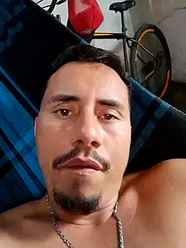 Snapshot of luissilva0071 chatting on March 10, 2025, 6:12 pm luissilva0071 online show from March 10, 2025, 6:12 pm