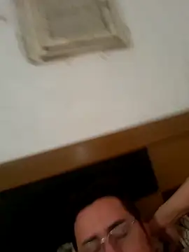 Snapshot of luissilva0071 chatting on September 25, 2025, 11:36 am luissilva0071 online show from September 25, 2025, 11:36 am