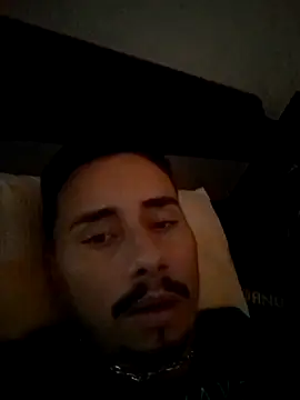 Snapshot of luissilva0071 chatting on February 18, 2026, 4:25 pm luissilva0071 online show from February 18, 2026, 4:25 pm