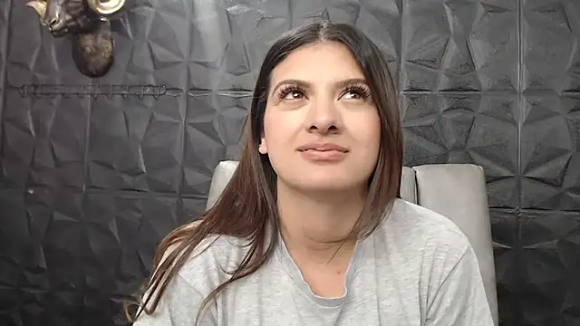 Abril Squirt online show from January 24, 2025, 11:15 am