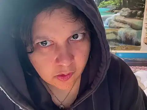 MelanieFawker online show from September 28, 2025, 5:18 pm