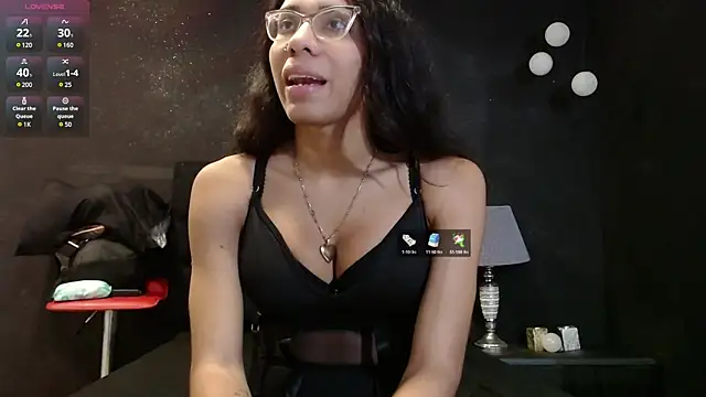 EmilyGomezLS online show from March 13, 2025, 11:30 am