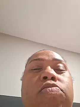 pinkpassionpleaser online show from March 12, 2026, 5:24 am