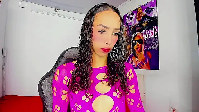 Bigcatalove online show from February 14, 2026, 12:57 pm