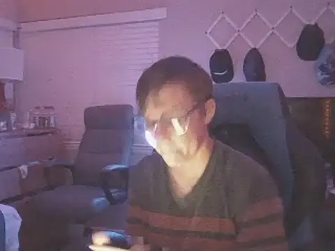 KaliSnow199623 online show from December 4, 2024, 2:31 am