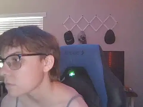 KaliSnow199623 online show from February 8, 2025, 12:06 am