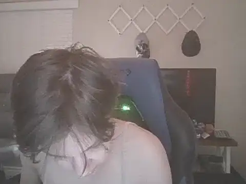 KaliSnow199623 online show from February 19, 2025, 7:50 am