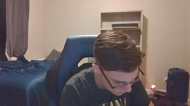 KaliSnow199623 online show from September 30, 2025, 3:00 am