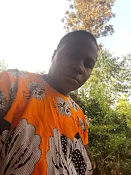 missarpie online show from October 15, 2025, 3:50 am