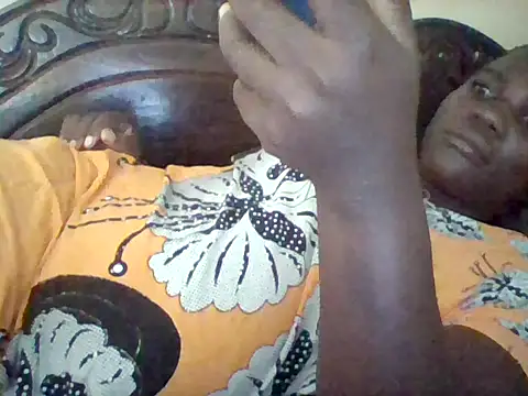 missarpie online show from April 21, 2026, 6:09 am