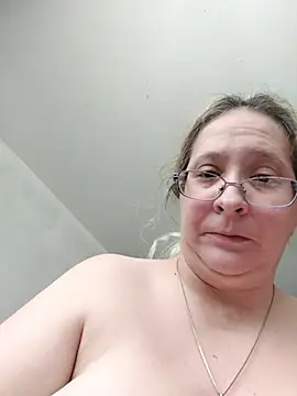 Icedcoffee2024 online show from February 24, 2025, 3:42 pm