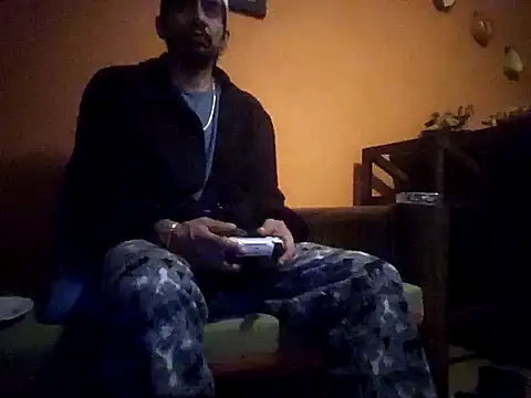 Snapshot of Angel_Coronel chatting on January 21, 2025, 4:43 am Angel Coronel online show from January 21, 2025, 4:43 am