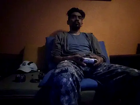 Snapshot of Angel_Coronel chatting on February 18, 2025, 5:42 am Angel Coronel online show from February 18, 2025, 5:42 am