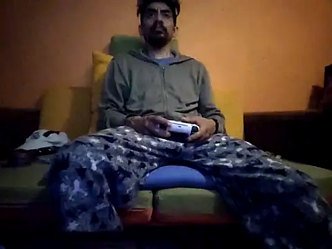 Snapshot of Angel_Coronel chatting on February 19, 2025, 3:39 am Angel Coronel online show from February 19, 2025, 3:39 am