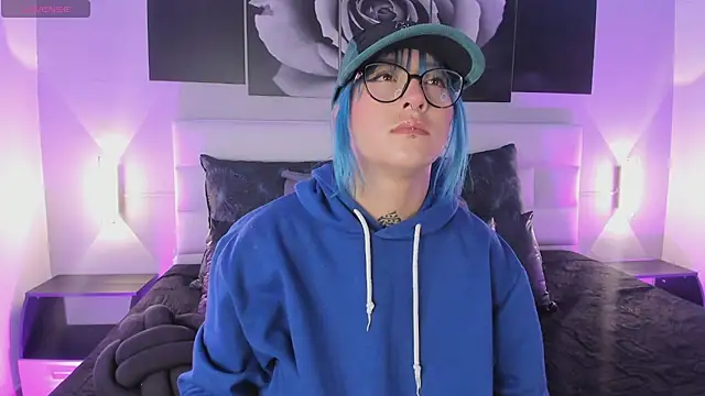 sofi bakerr online show from October 18, 2025, 11:33 am