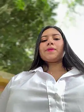 VAL PRINCESS online show from February 4, 2025, 9:20 pm