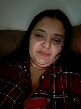 sarahhh1987 online show from January 6, 2026, 6:22 pm