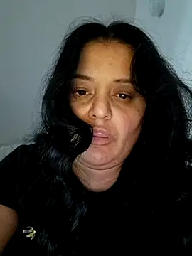 sarahhh1987 online show from January 10, 2026, 10:14 pm