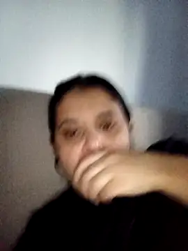 sarahhh1987 online show from April 17, 2026, 7:06 pm