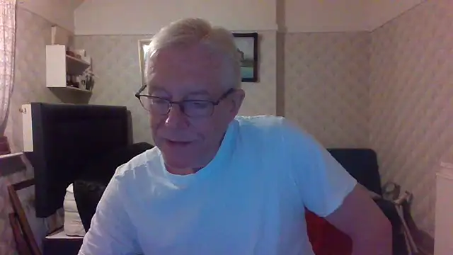 shaun63m online show from May 18, 2026, 12:18 am