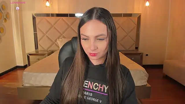 AliceHarper  online show from February 18, 2025, 7:10 am